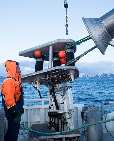 Fisherman checkin that the equipment is working